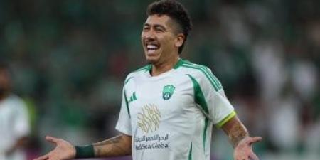 وكيل فيرمينو يرد على أنباء مفاوضات الأهلى لضمه فى الميركاتو الصيفى