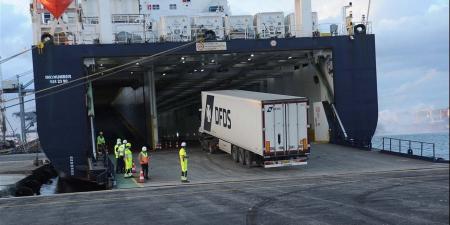 النقل تربط أوروبا بمصر ودول الخليج عبر خط “الرورو” بميناء دمياط