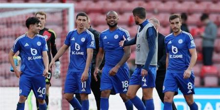 بعد 10 سنوات على تتويجه بالبريميرليج.. ليستر سيتي يهبط إلى الدرجة الثالثة