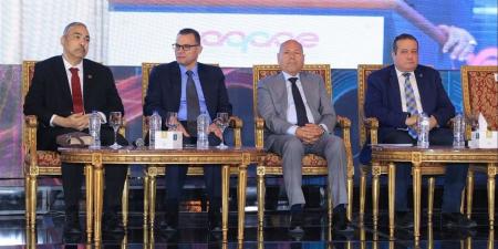 نائب وزير التعليم العالي: الخريج المصري ينافس عالميًا في الذكاء الاصطناعي