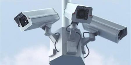 تفريغ كاميرات المراقبة لكشف حقيقة تحرش سائق بفتاة في الشيخ زايد