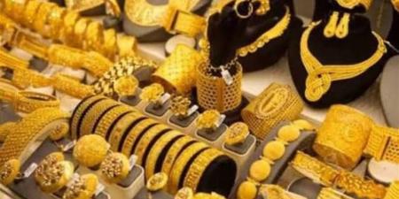 سعر الذهب اليوم الجمعة.. أسعار جميع العيارات بالمصنعية