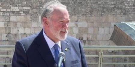 مظاهرات أمام منزل السفير الأمريكي بالقدس المحتلة اجتجاجا على دعم نتنياهو