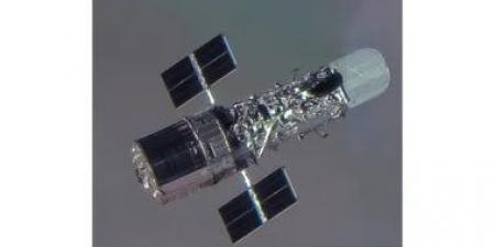 سنة حلوة يا هابل.. قمر صناعى يلتقط صورة الذكرى 36 للتلسكوب الفضائى