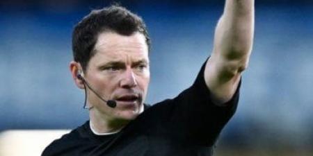 دارين إنجلاند حكما لقمة مان يونايتد ضد ليفربول فى غياب محمد صلاح