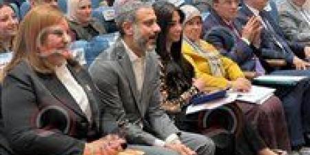 الفنان محمد فراج من البرلمان: أقترح إدراج مشرف اجتماعي في جميع المدارس لحل جميع مشاكل الأطفال