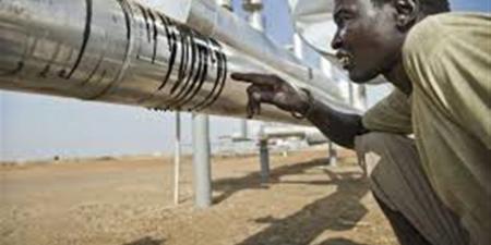 تحركات سودانية لتأمين الوقود من السعودية وليبيا ومصر