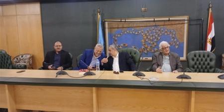 على النويشي: أحمد بهاء الدين ناظر مدرسة العقلانية والبساطة الرفيعة