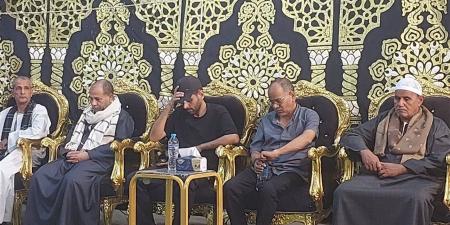 حمدي المرغني يستقبل المعزين في وفاة والده بالسويس (بث مباشر)