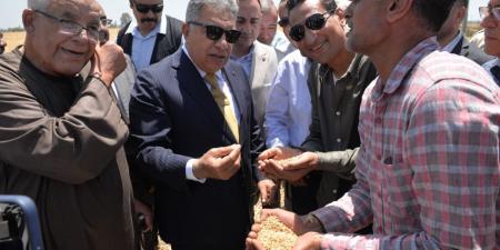 محافظ الدقهلية يطلق موسم حصاد القمح 2026 من أجا: دعم الفلاح أولوية والأمن الغذائي قضية قومية