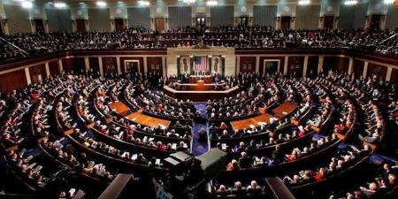 توافق مبدئي في الكونجرس لحماية مستهلكي الكهرباء وسط تحديات تنظيم مراكز البيانات