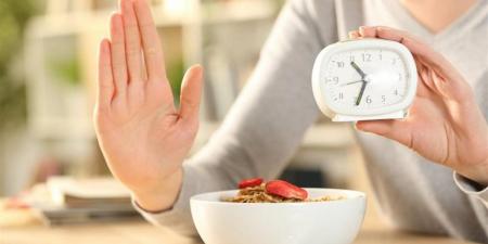 فوائد الصيام المتقطع لصحة الجسم وحرق الدهون