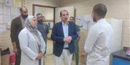 نائب وزير الصحة يُحيل مدير مركز التبين ومدير المنطقة الطبية والفريق الإشرافي للتحقيق ويوجه بصرف مكافأة لمستشفى 15 مايو التخصصي