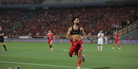حسام عبد المجيد ينقذ الزمالك من هدف محقق للأهلى فى الدقيقة 27.. صور