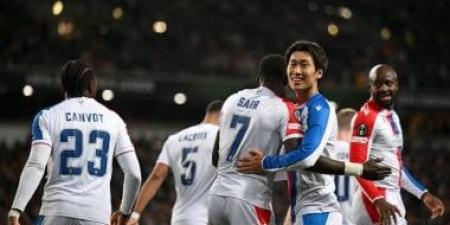 شاختار ضد كريستال بالاس.. النسور تقترب من نهائى المؤتمر الأوروبى بثلاثية