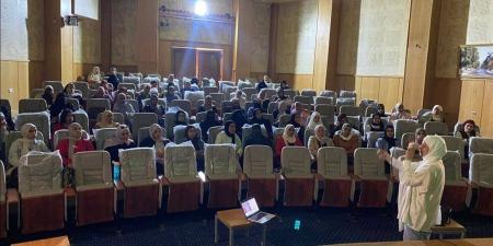 جامعة قناة السويس تنظم ندوة بمدرسة 25 يناير الثانوية بنات لتعزيز الثقة بالنفس