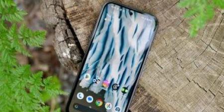 تجربة غير متوقعة: أحد المستخدمين يكشف كيف أنقذه هاتف Pixel 8a فى 2026