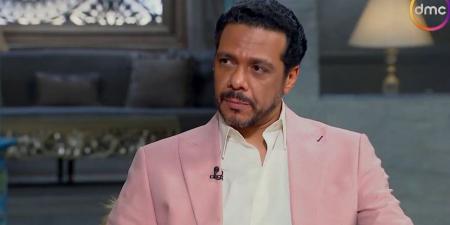 حمزة العيلي يشيد بموهبة ريهام عبدالغفور في "حكاية نرجس": أداء عالمي