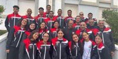 منتخب مصر للسباحة يصل وهران لبطولة إفريقيا 2026 بطموحات الميداليات