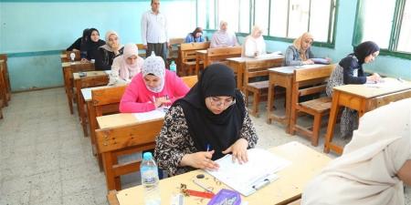 "الدستور" تقدم المراجعة النهائية لمنهج اللغة الإنجليزية للصف الثاني الإعدادى.. الجزء الخامس