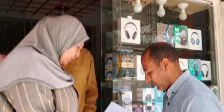 تنفيذ 11 قرار غلق لمحال غير مرخصة بشارع الشهيد جودة في تلا