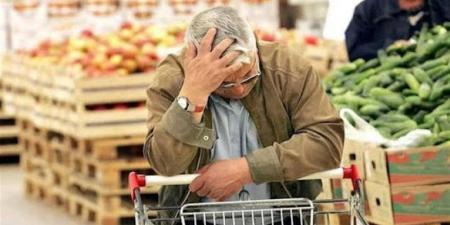 أسعار الغذاء والخدمات تقود التضخم.. كيف تطورت الأسعار خلال 12 شهرًا؟
