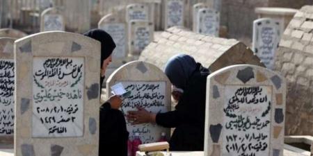 الدنيا والآخرة مع بعض.. شقة زوجية تطل على المقابر (فيديو)