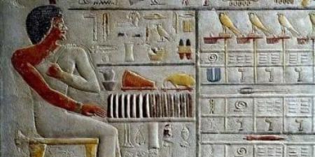 الأدب فى مصر القديمة.. غزل طريف وقصائد بديعة فى عصر الدولة الحديثة