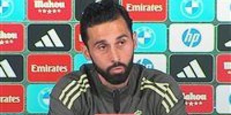 ألفارو أربيلوا قبل الكلاسيكو: لن أهاجم لاعبي ريال مدريد علنًا مهما حدث والتسريبات خيانة لقيم ريال مدريد