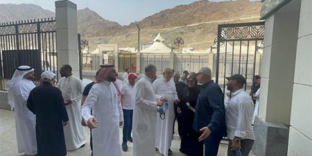 271 مشرفًا و205 أفراد بالبعثة الطبية و21 واعظًا لمرافقة الحجاج (تفاصيل)