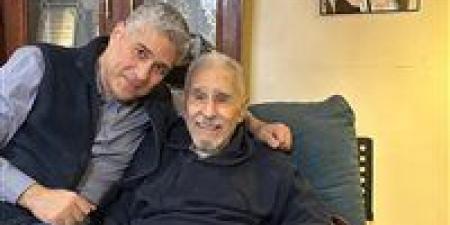 رحل صاحب الكلمة والموقف.. أول تعليق من نجل عبد الرحمن أبو زهرة بعد وفاته