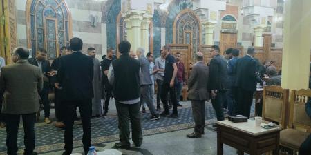 خالد البلشى ومثقفون يقدمون واجب العزاء فى سيد العديسي