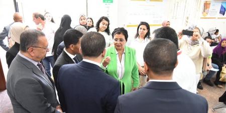 نائب وزير الصحة تجري جولات ميدانية واجتماعات تنسيقية بالأقصر