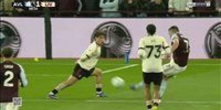 أستون فيلا ضد ليفربول.. اهداف وملخص ونتيجه مباراة ليفربول وأستون فيلا في الدوري الإنجليزي الممتاز
