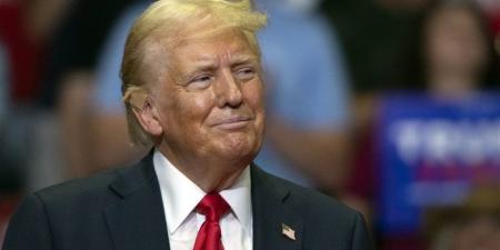 ترامب: أبقينا الجسور ومحطات الكهرباء فى إيران وبامكاننا تدميرها خلال يومين