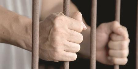 حبس عصابة استولت على مليون و400 ألف جنيه من سوداني بالهرم