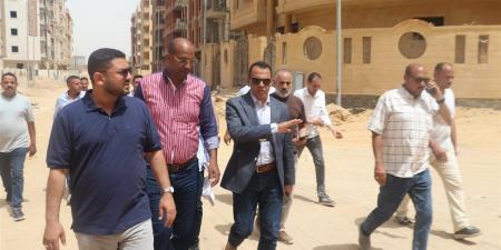 رئيس جهاز 6 أكتوبر يتفقد مشروعات التطوير بالحي التاسع وبيت الوطن والمحور المركزي