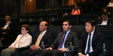 وزير الرياضة يشهد توقيع عقد استضافة مصر لبطولة العالم للجمباز الفنى للناشئين