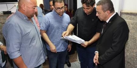 محافظ المنوفية: إحالة 36 موظفًا للتحقيق بسبب الغياب وضعف الأداء