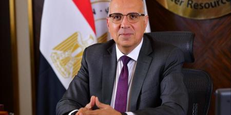 خلال جولته التفقدية بقنا.. وزير الري: المزارع هو البطل الحقيقي للتنمية