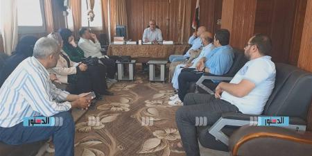 رئيس مدينة بلطيم يناقش مع الجمعيات الأهلية إنشاء "شيلتر" للكلاب الحرة