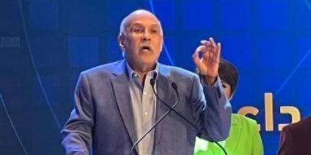 نقل الشاعر الكبير جمال بخيت للمستشفى بعد تعرضه لوعكة صحية