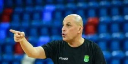كشف حساب أحمد عمر فى الولاية الأولى مع سلة الاتحاد قبل العودة