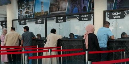رحلةٌ من لبنان إلى سوريا.. الـ"أهلا وسهلا" تبلسمُ قلوبَ العائدين