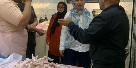 حملات رقابية مكبرة تضبط لحوم ومواد غذائية في نجع حمادي بقنا