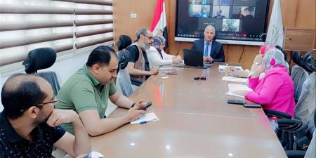 مدير تعليم الفيوم يتابع امتحان اللغة الإنجليزية من غرفة العمليات الرئيسية
