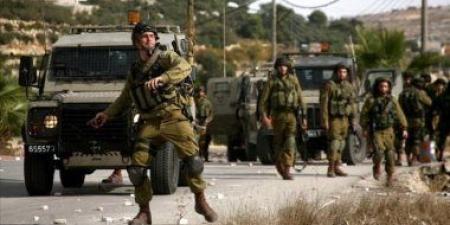 الاحتلال الإسرائيلى يقتحم بلدة فلسطينية وسط إطلاق الرصاص الحى