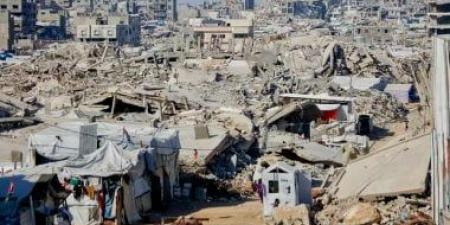 إسرائيل ترحل صحفية فرنسية وتمنعها من استئناف عملها فى تغطية الصراع بفلسطين