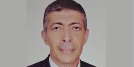 التعليم العالي: باحث بمعهد البحوث الفلكية يبتكر جهازًا يحول الهواء إلى مياه شرب نقية