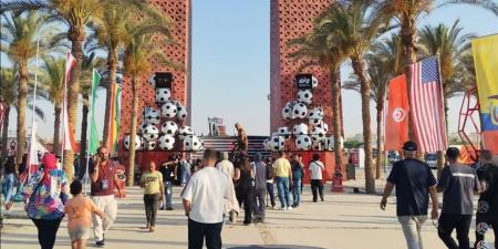 أيمن عباس يشيد بالفان زون بالعاصمة الإدارية: خلق أجواء كأس عالم حقيقية